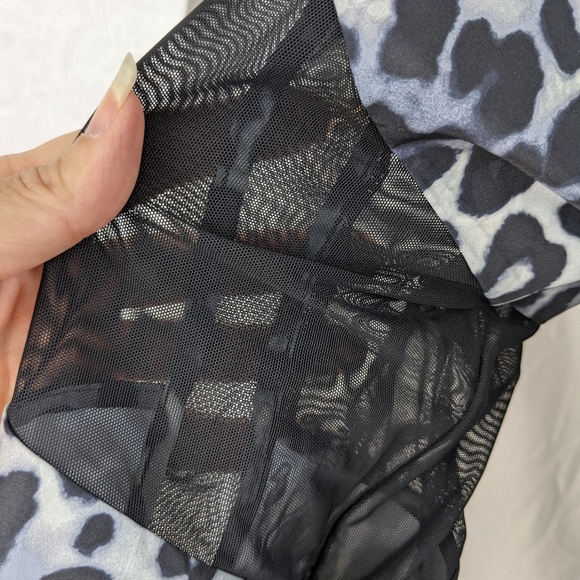 PINK EUC track jacket shorts snow leopard XS black - Picture 7 of 16